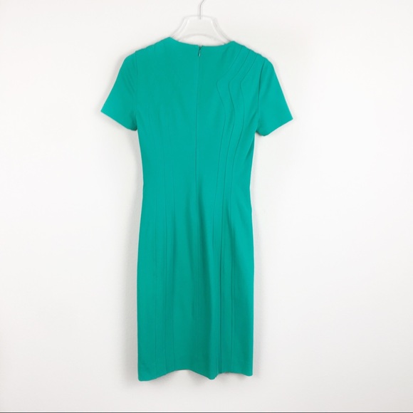 DVF | Green Short Sleeve Shift Midi Dress | Size 4 - Picture 5 of 6
